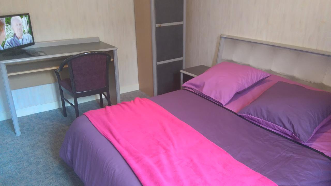 Chez Maxim Hotel Saint-Sauveur  ภายนอก รูปภาพ